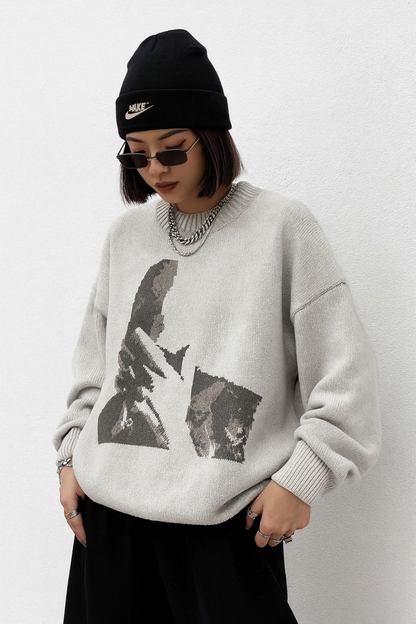 SHY SWEATER®