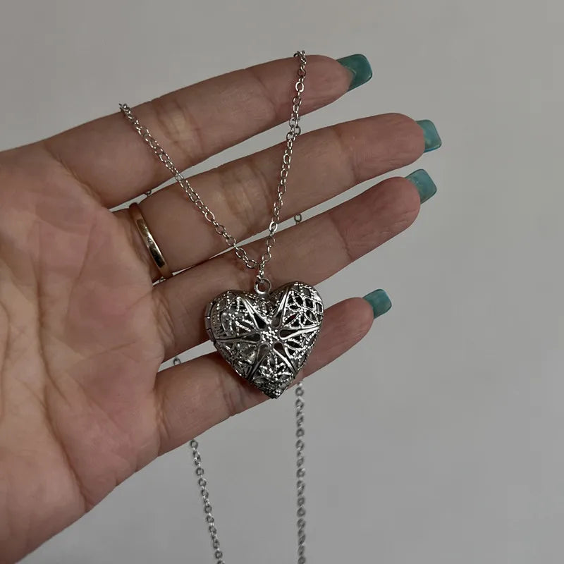 HEART LOCKET NECKLACE®