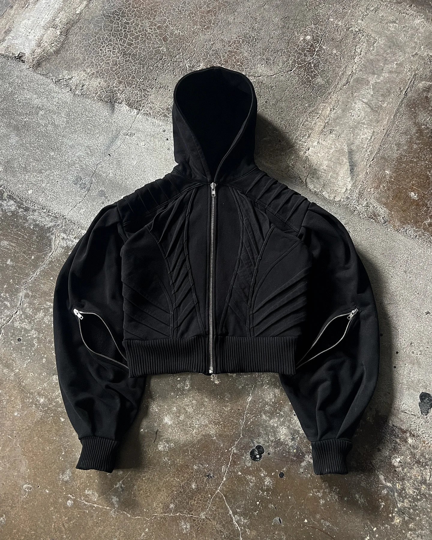 RETRO SILHOUETTE ZIP-UP®