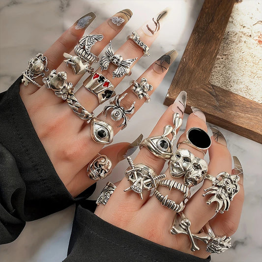 24SET GOTHIC RINGS®