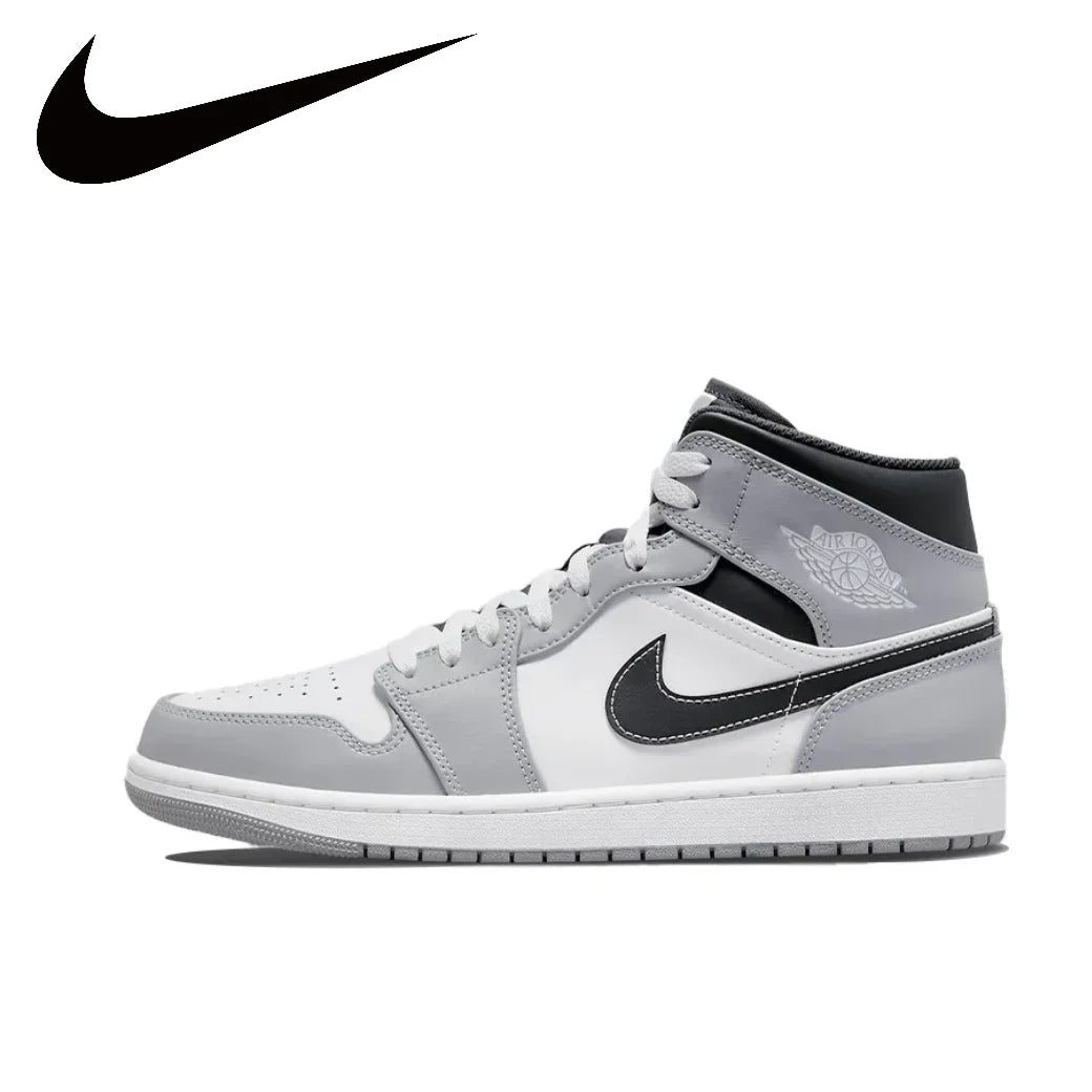 NIKE AIR JORDAN 1®